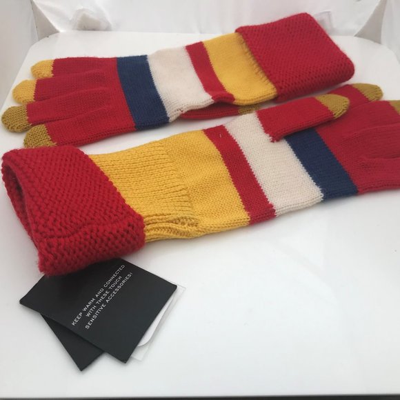 Marc Jacobs Accessories - Marc Jacobs Women Gloves Rory Who Gloves 100% Wool